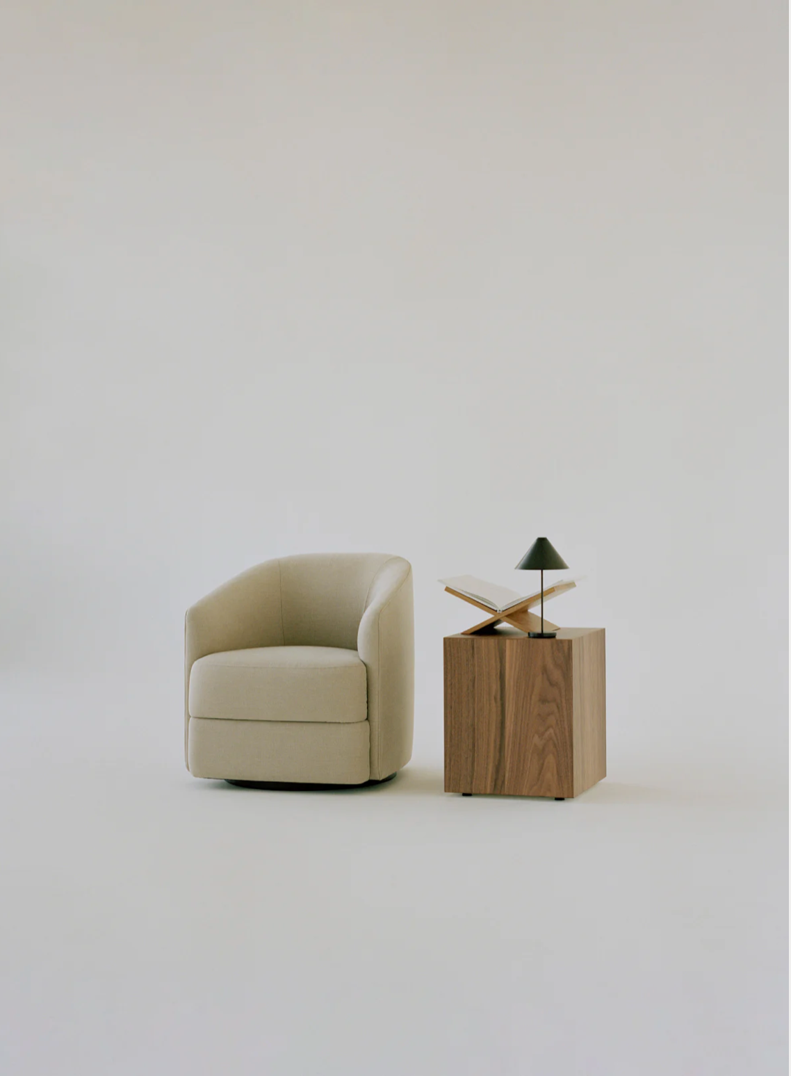 Mass Side Table walnut H 470 x W400 x D 400