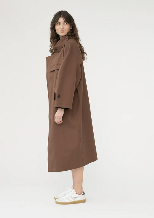 Water resistant coat dusty brown size 1
