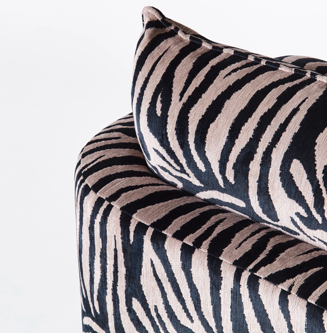 Miles love seat Zebra