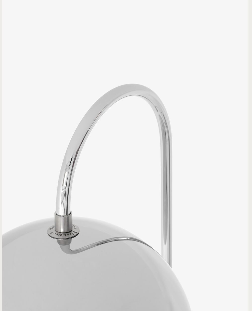 Flowerpot VP12 h 122 cm chrome