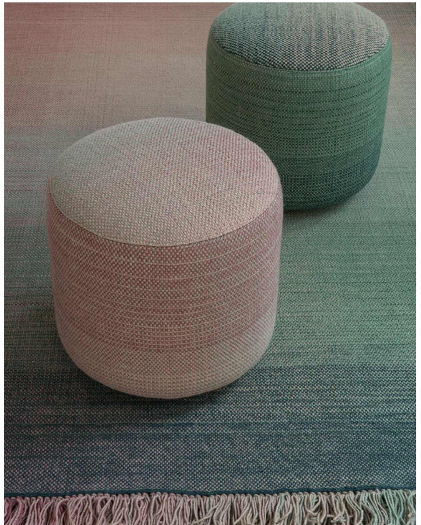 Shade Pouf 3B