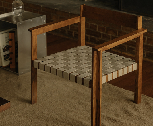 Symmetry Easy Chair /Honey Ash Wood/Oat