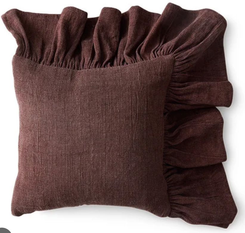 Ruffle cushion chestnut 50x30 m