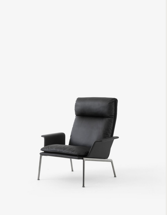 Muno LN17 High back lounge chair w. arms  Noble aniline leather black