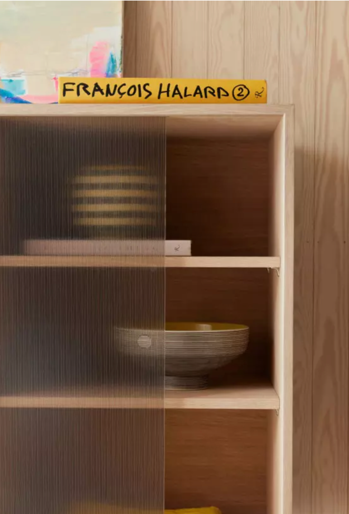 Hifive Glass cabinet light oiled oak