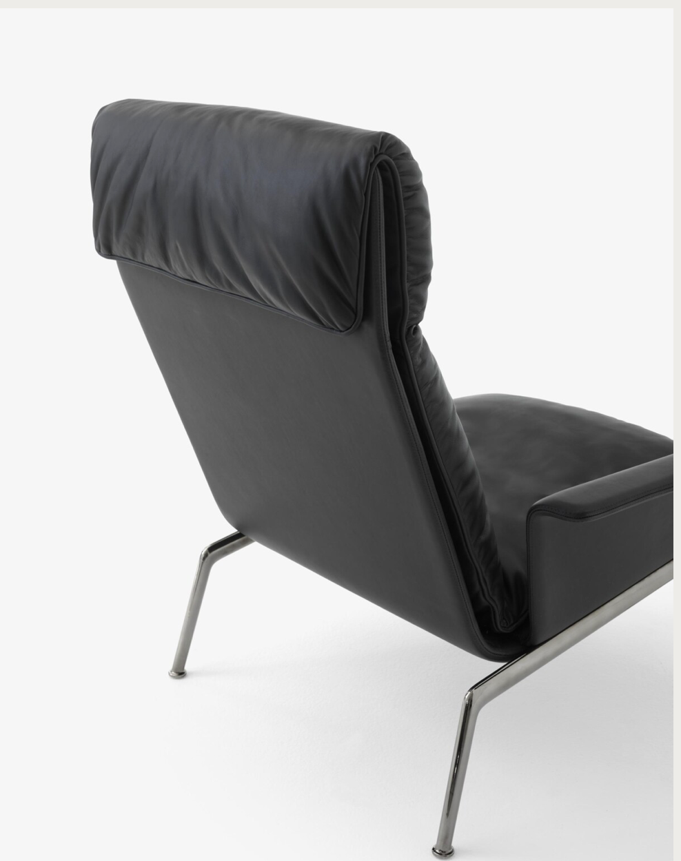 Muno LN17 High back lounge chair w. arms Noble aniline leather black