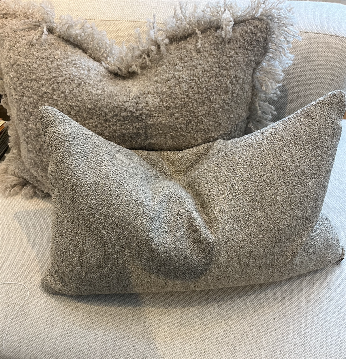 pute 40x65cm strukturert ull sand