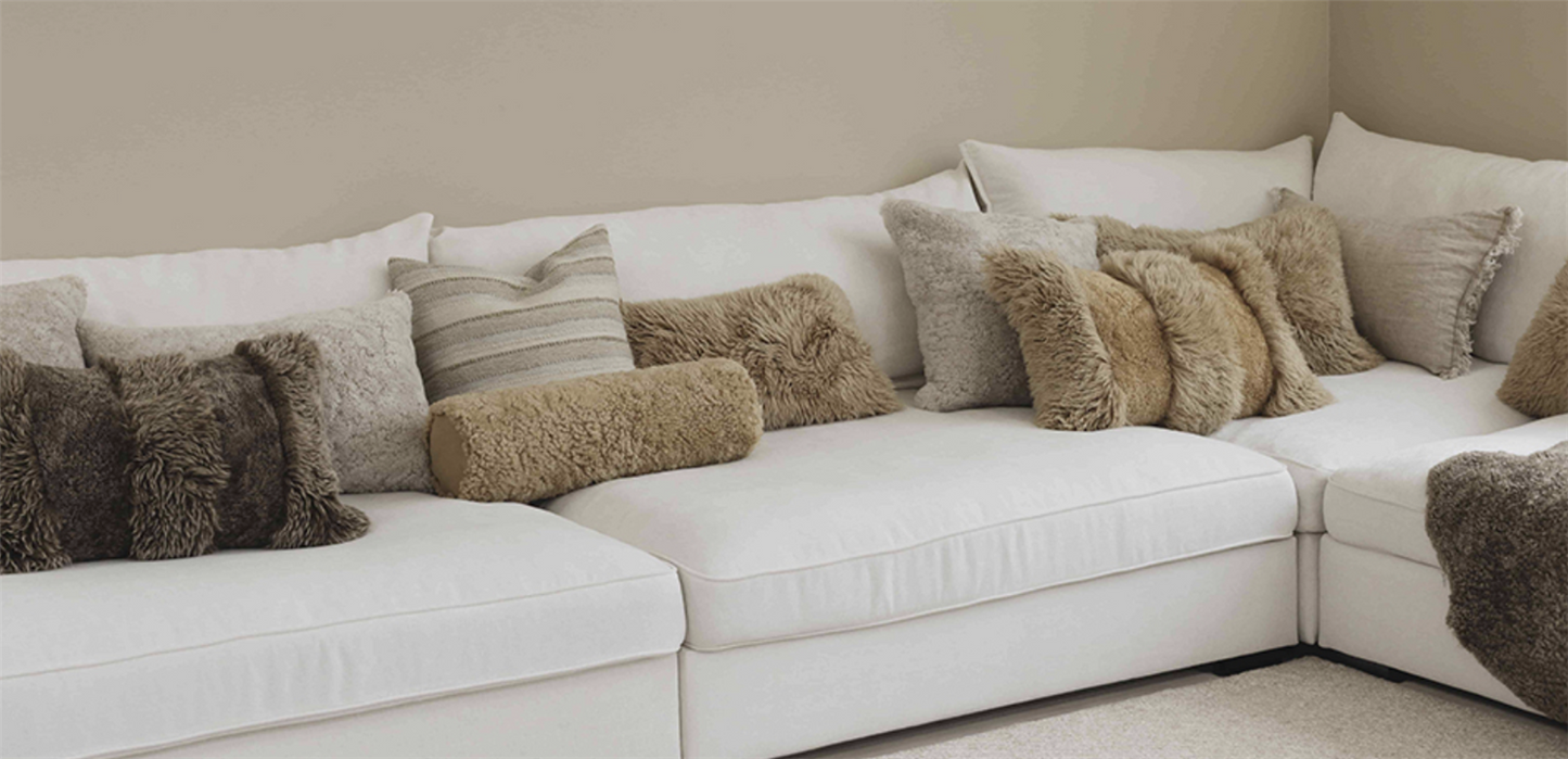 Sheila lammeskinnpute natural creme 40x60cm