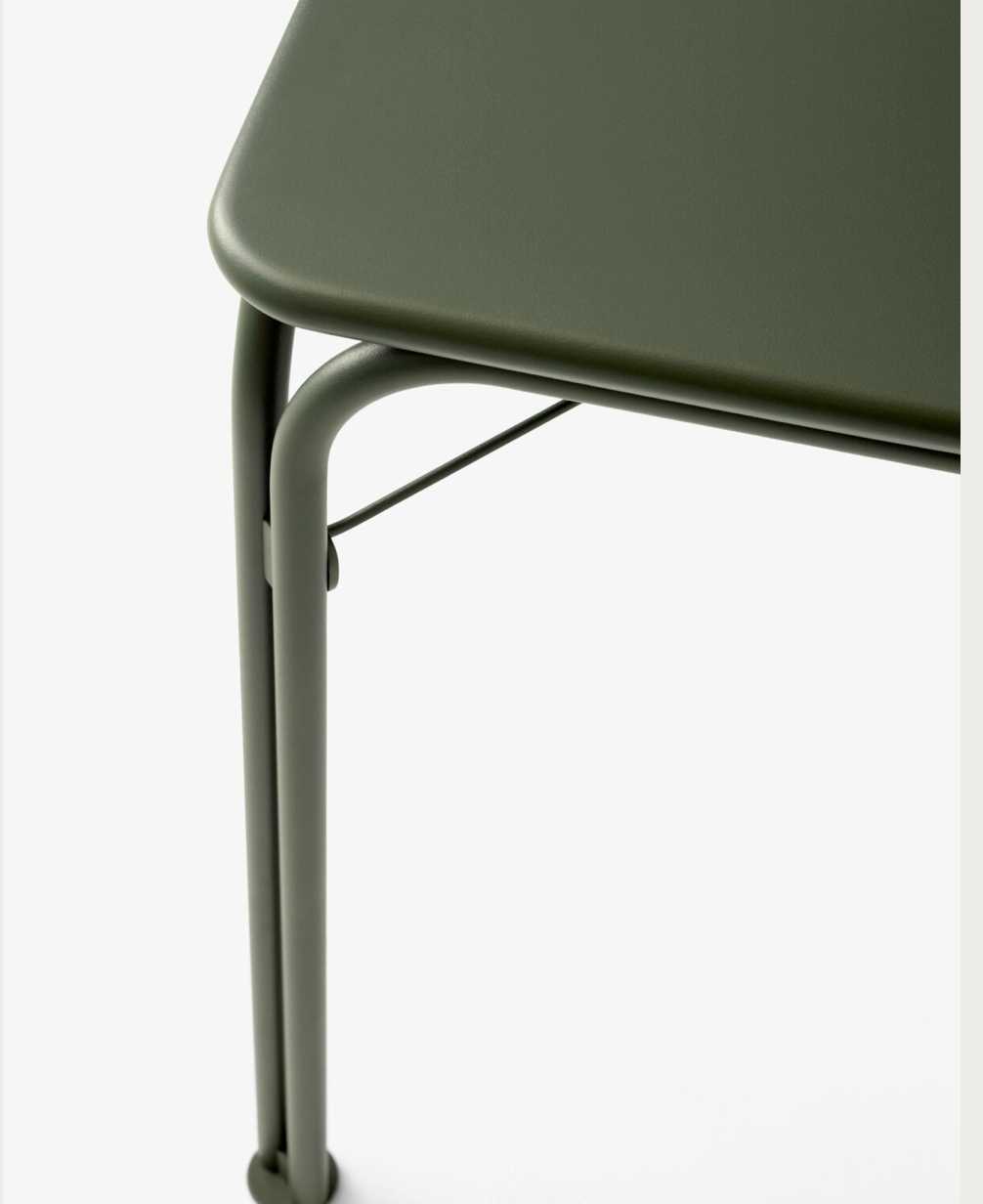 Thorvald SC99 Outdoor dining table Bronze green