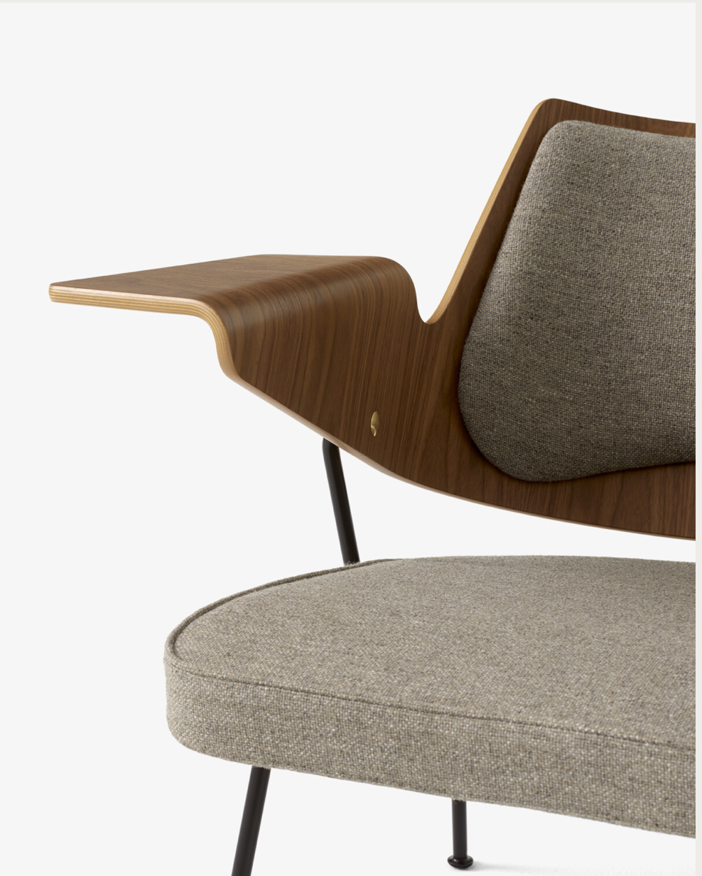 RFH Lounge Chair RD8. Walnut and beech veneer & Hallingdal 227