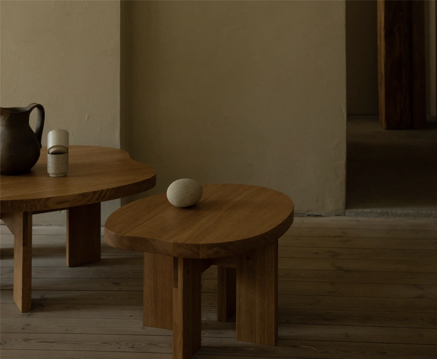 Farmhouse Side Table Natural Oak Pond H 37 / W 51 / L 58.8 cm
