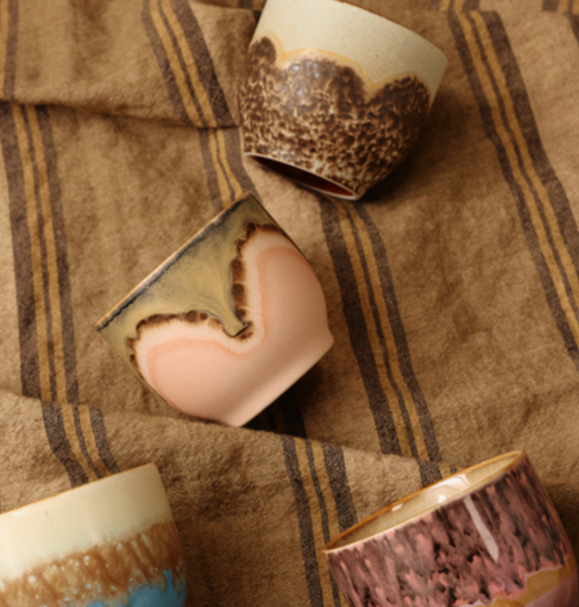 70s café cup blossom