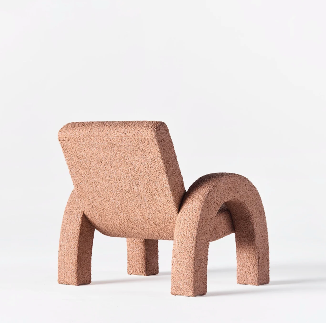 ARCO LOUNGE CHAIR TEIDE small pink boucle