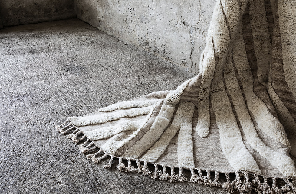 no.02 180x240 cm