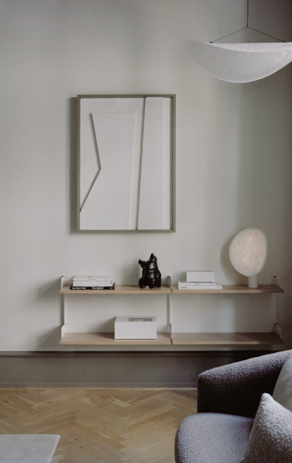 Chamber Shelf white/oak