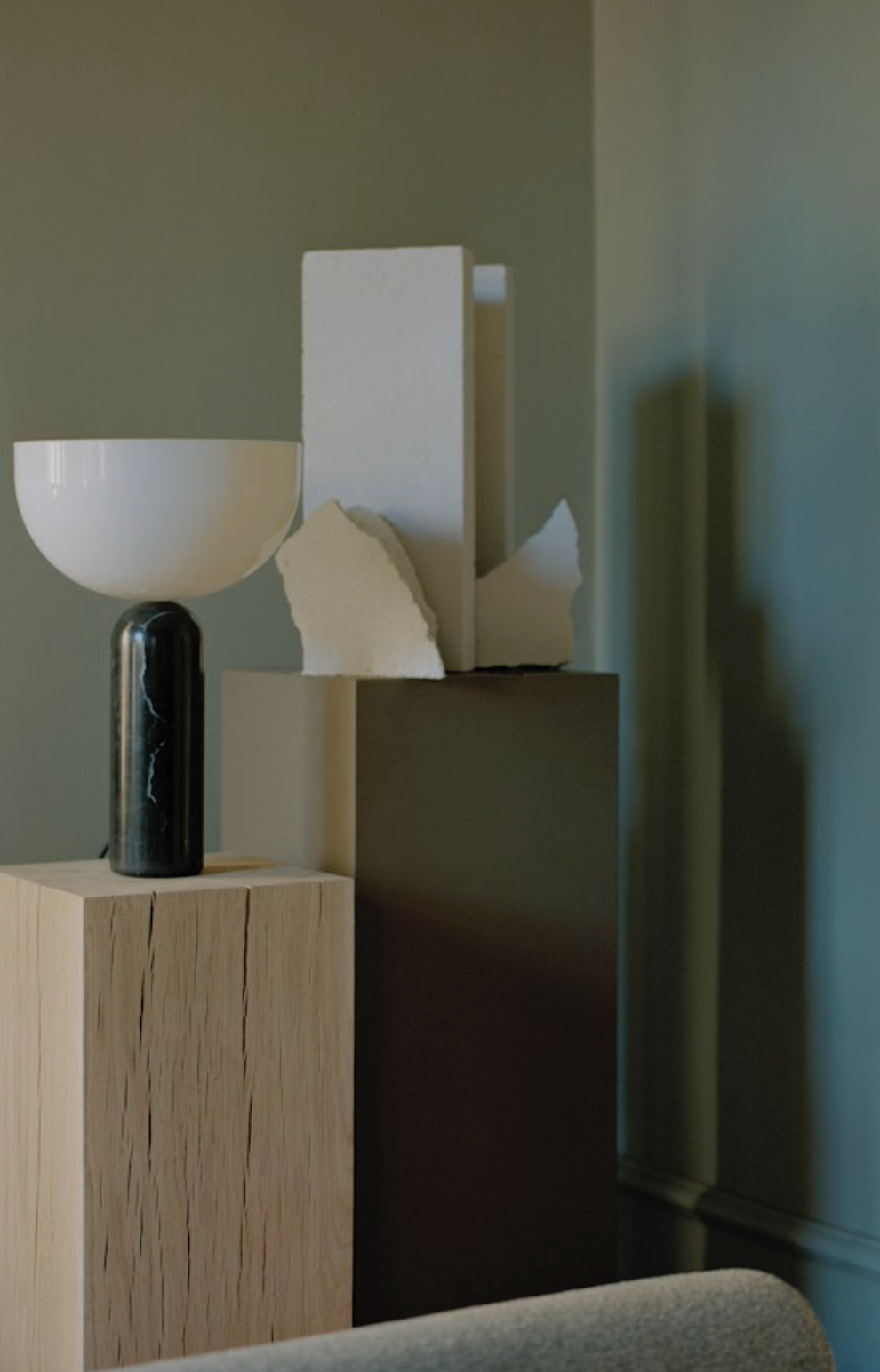Kizu Table Lamp Large Black Marble