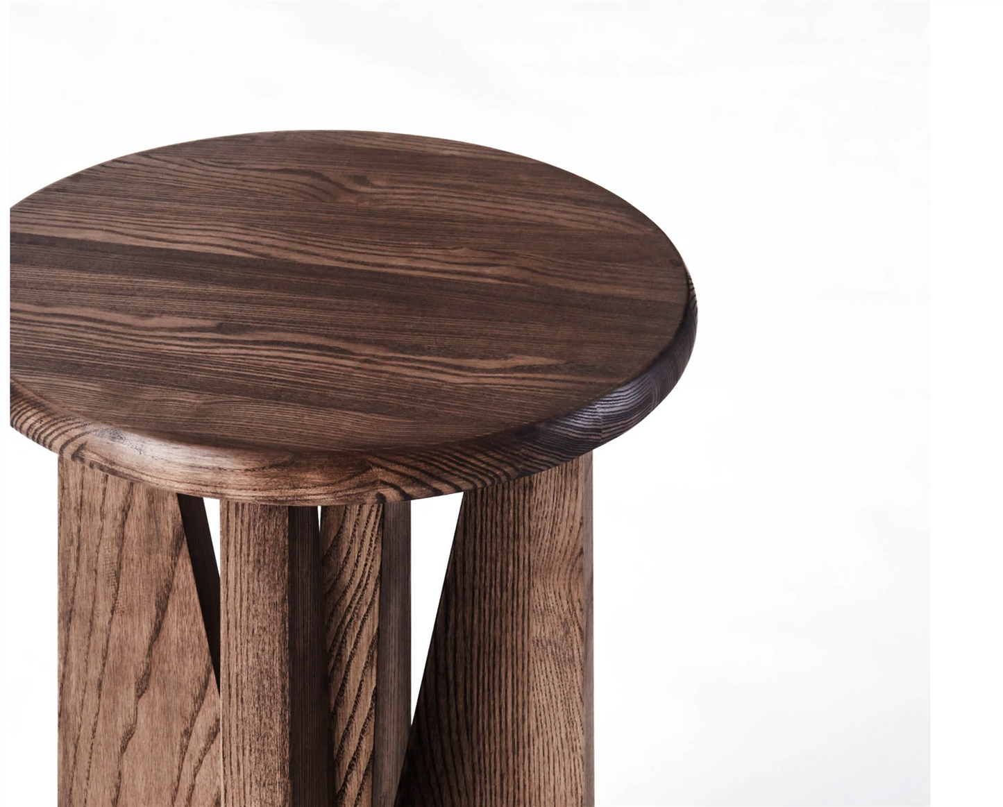 V SIDE TABLE