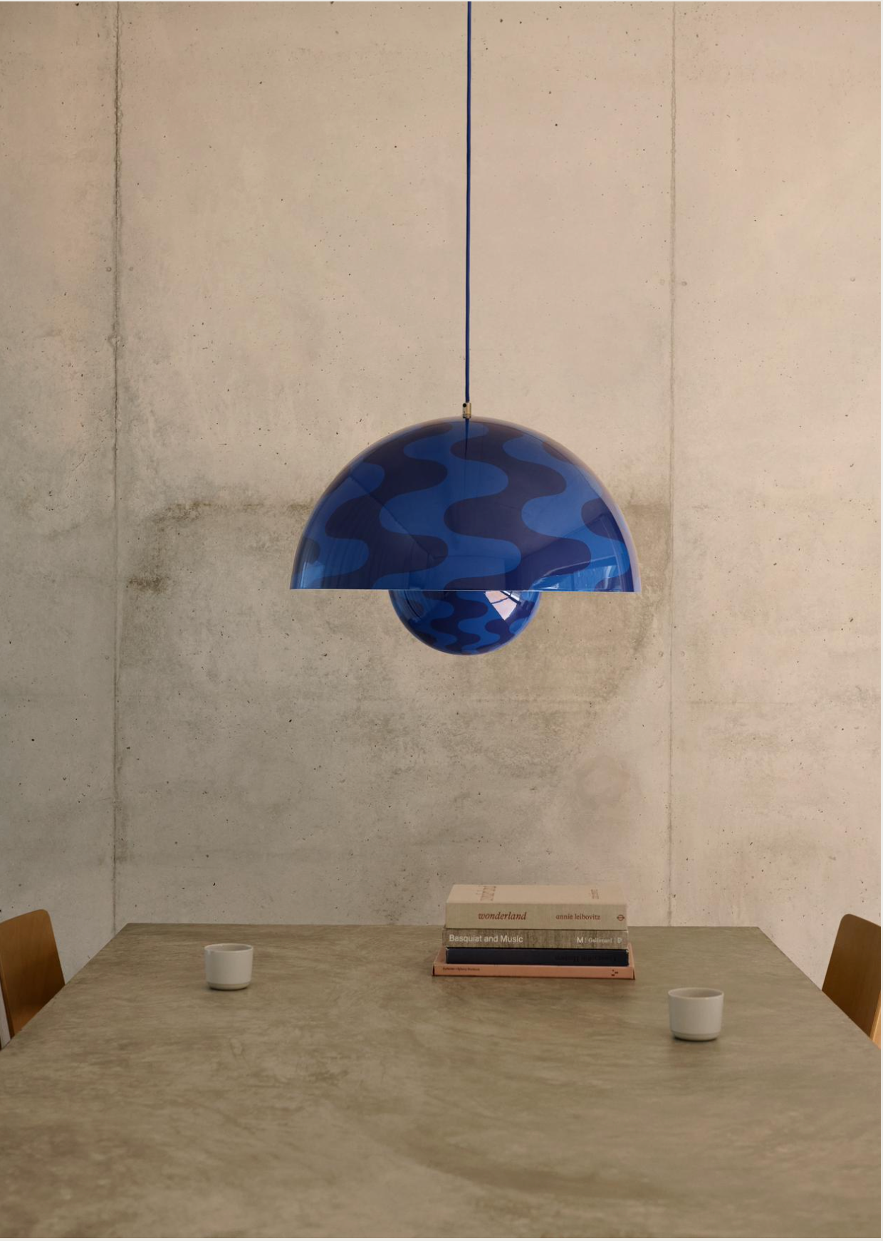 Flowerpot vp2 Cobalt Blue & Twilight Blue Pattern