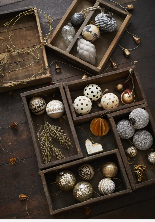 GLASS CHRISTMAS BALL W/ GLITTER