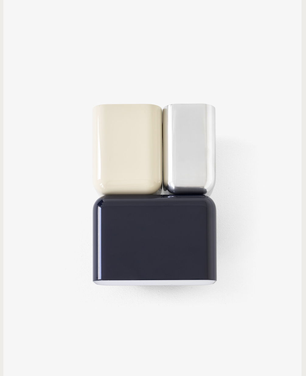 Tabata LN10 Luca Nichetto 2022. Deep Blue & Ivory