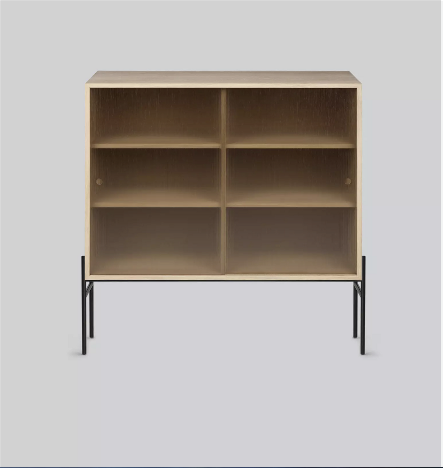 Hifive Glass cabinet light oiled oak