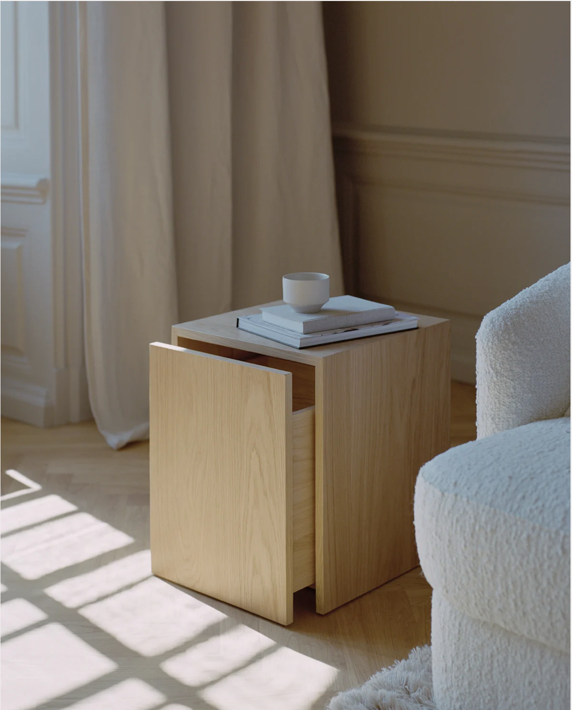Mass Side Table w. Drawer Oak H 470 x W: 400 x D: 400 mm