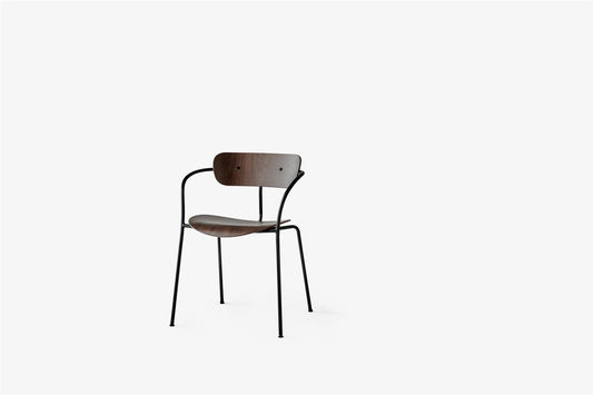 Pavilion AV2 by Anderssen & Voll lacquered walnut