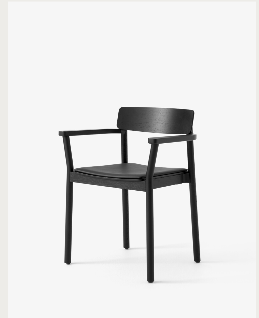 Betty TK11 Black Lacquered Ash w. Noble Aniline Leather Black