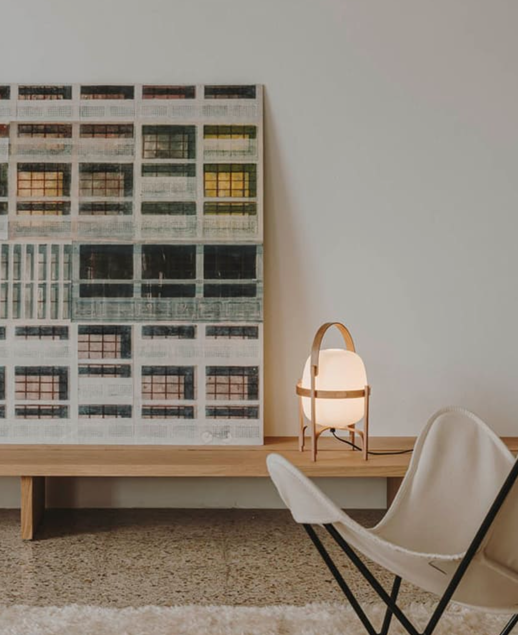 Cestita bordlampe cherrywood opalhvit