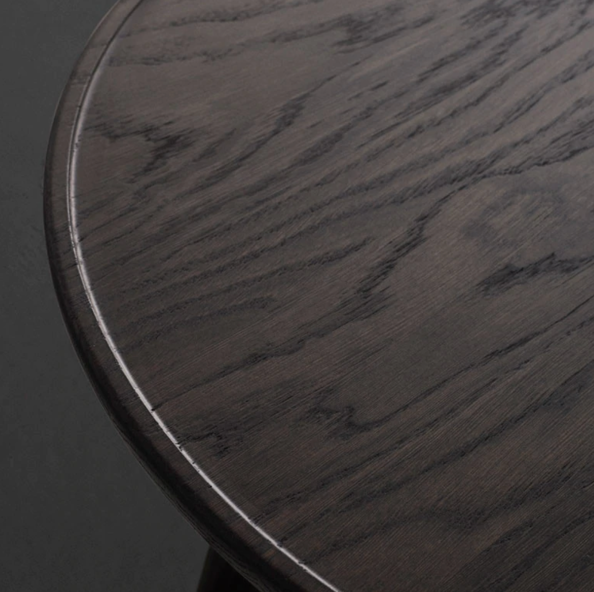 Accent spisebord 110 - sirkagrå eik