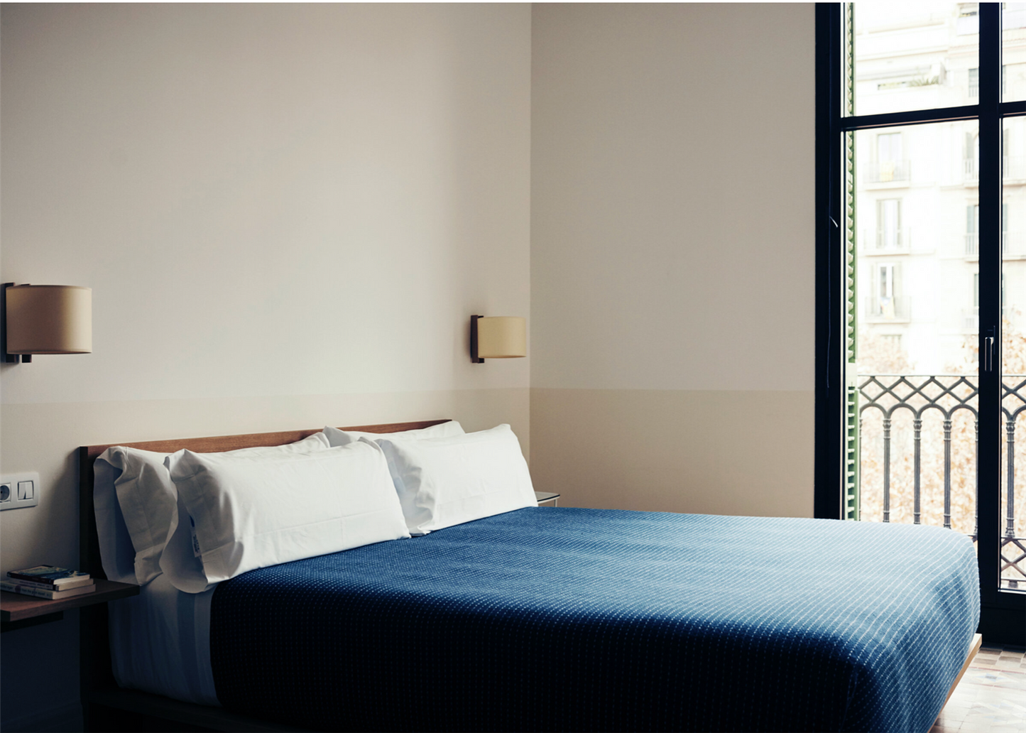 TMM Corto Miguel Milá Beech white/beige lamp shade