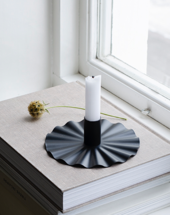 Krum lysestake black