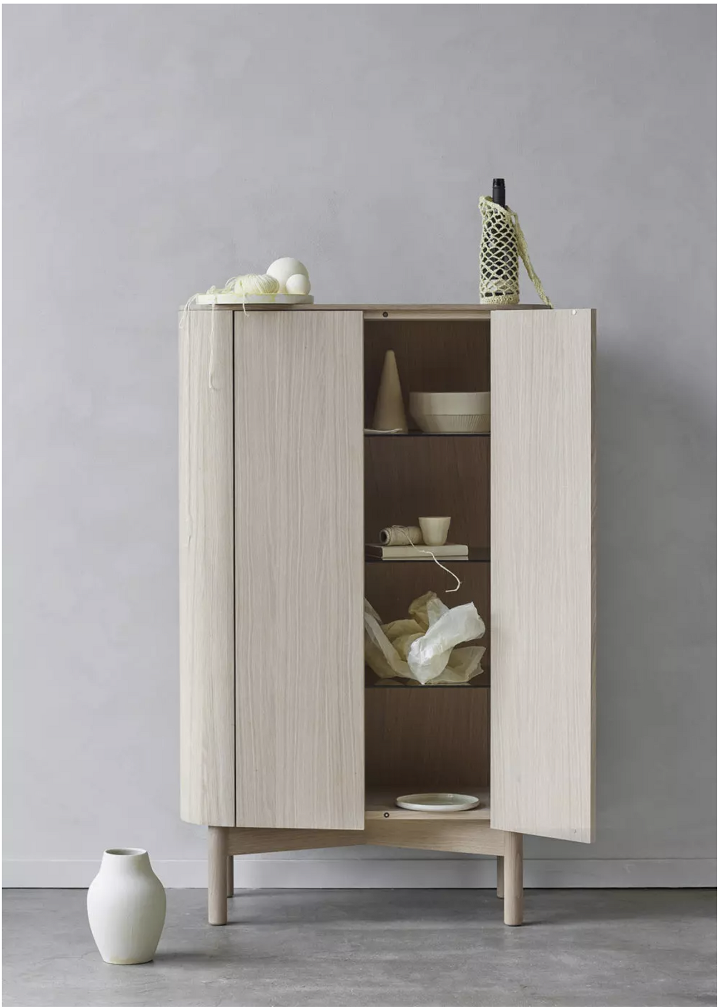 Loud Cabinet smoked oak finish