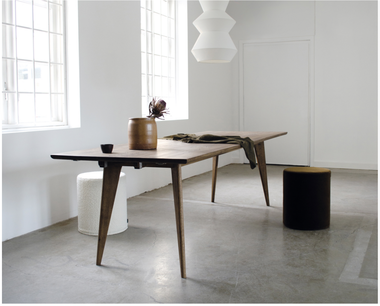 Viken dining table - flere valg rundt og avlangt