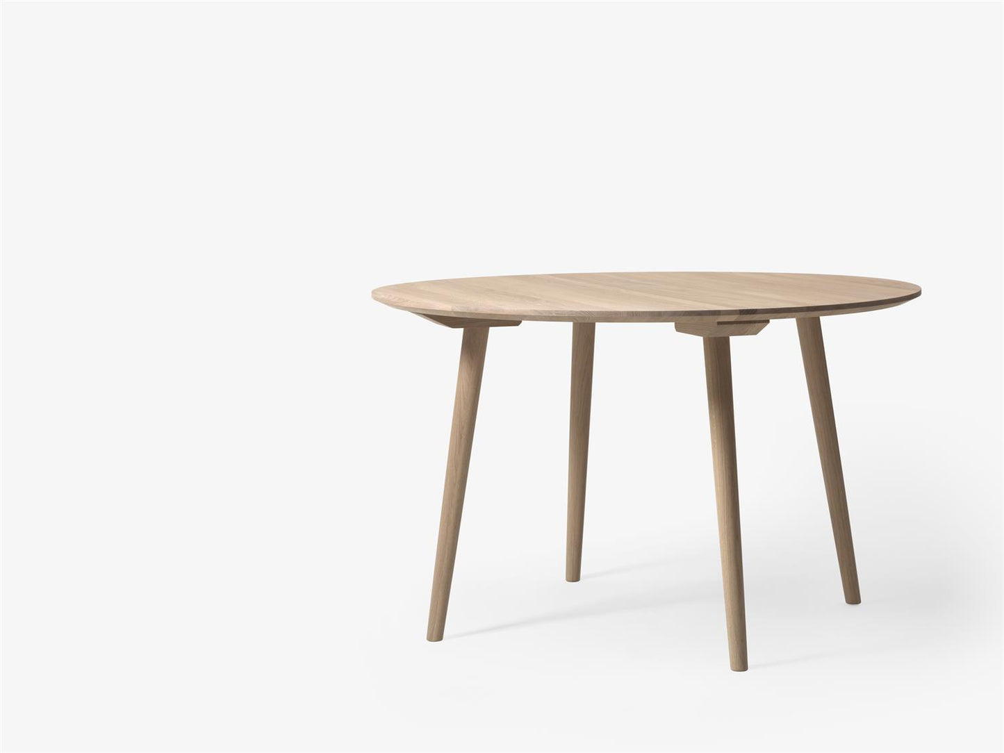 In between SK4 table 120 - oiled oak