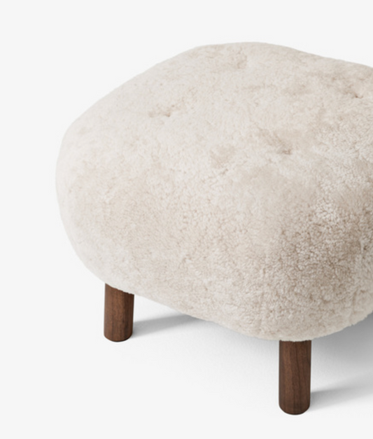 Pouf Little Petra ATD1 oiled walnut w/sheepskin moonlight 17mm