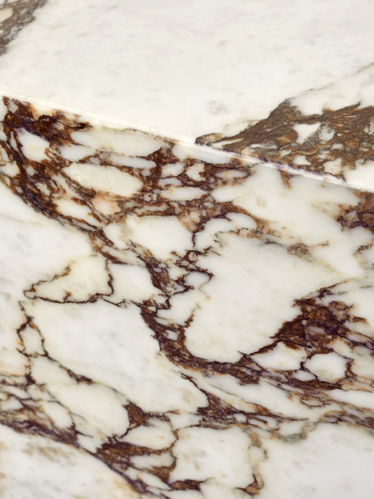 Plinth Low Stuebord - Calacatta Viola Marmor