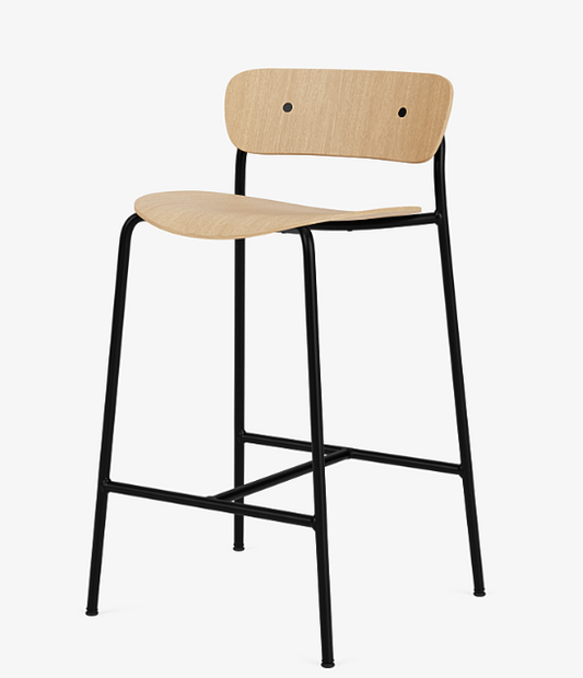 Pavilion AV7 by Anderssen & Voll Lacquered Oak