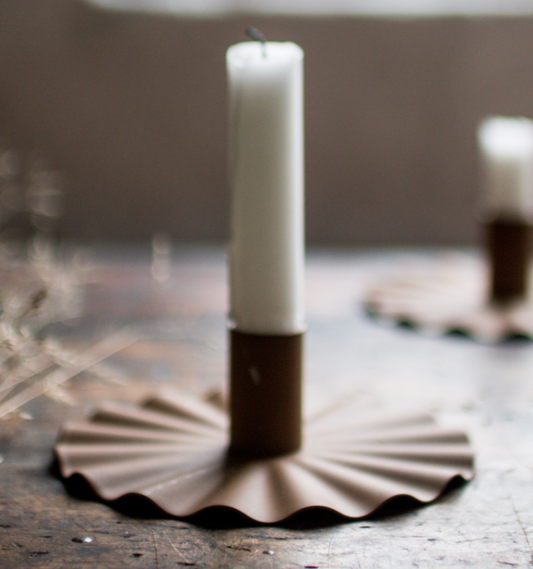 Krum lysestake cardboard brown