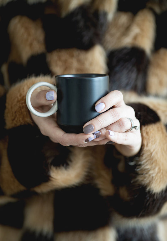 cup Noor kaffekopp svart/beige