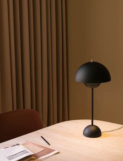 Flowerpot  VP3 matt black