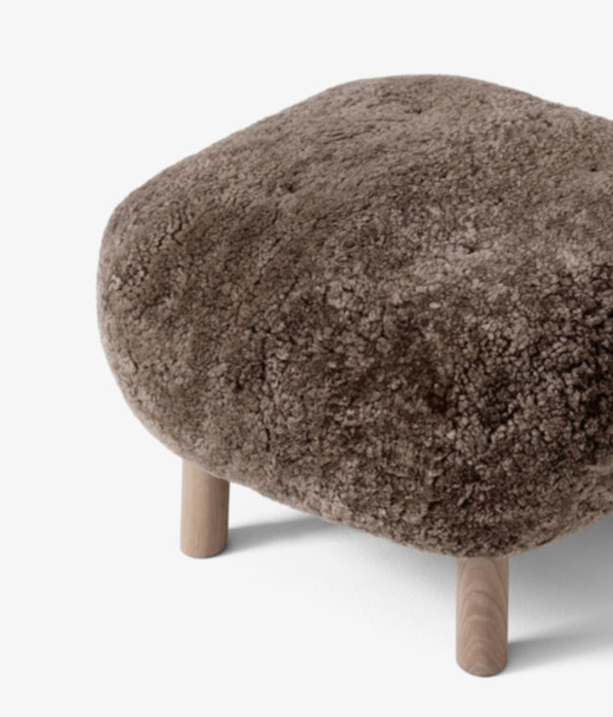 Pouf Little Petra ATD1 white oiled oak w/sheepskin Sahara 17mm