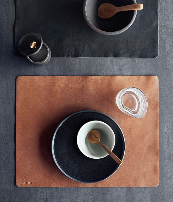 placemat black