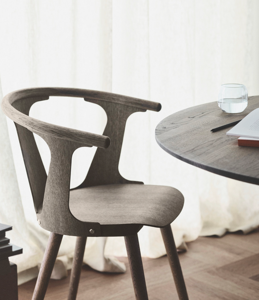 In between chair SK1 smoked oiled oak