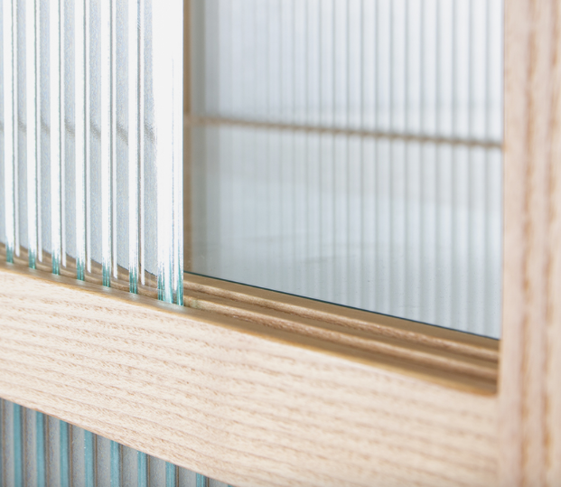 display cabinet ribbed glass natural