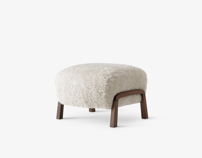 Wulff Pouf ATD3 oiled walnut w. sheepskin 17 mm moonlight