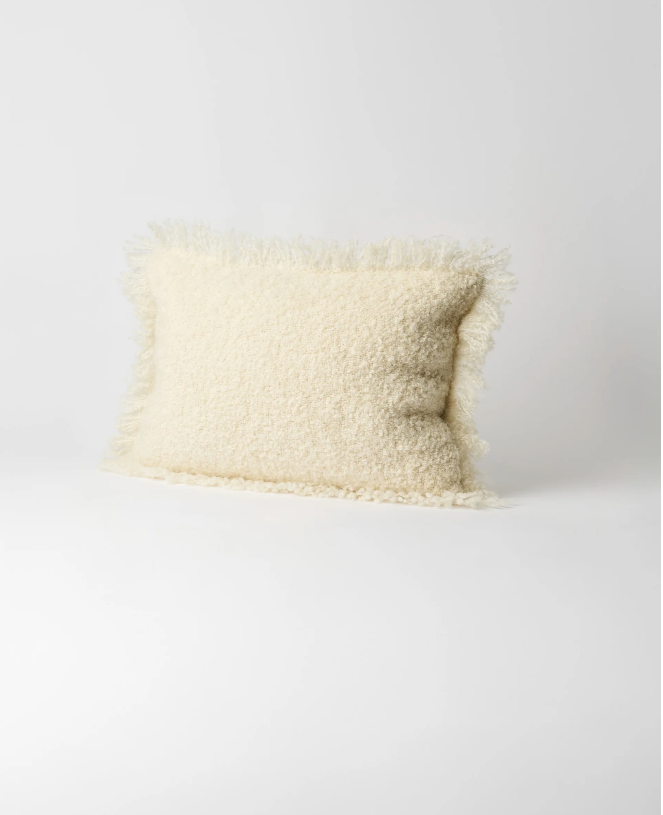 Ivory Cushion small 45x65 cm