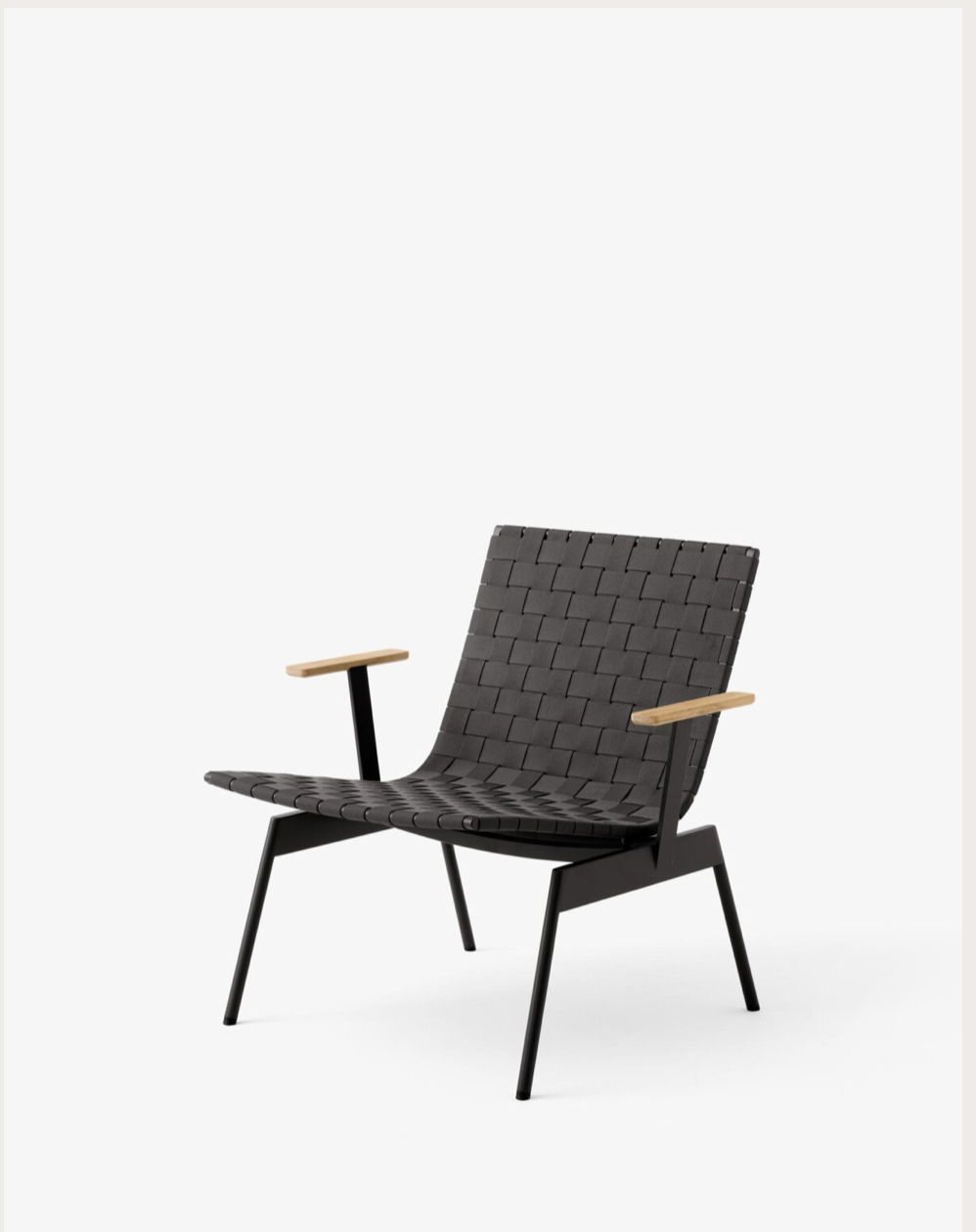 Ville AV45. Warm Black  Outdoor lounge chair w. arms