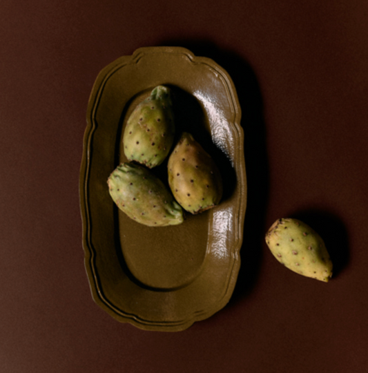 New classics serving tray olive