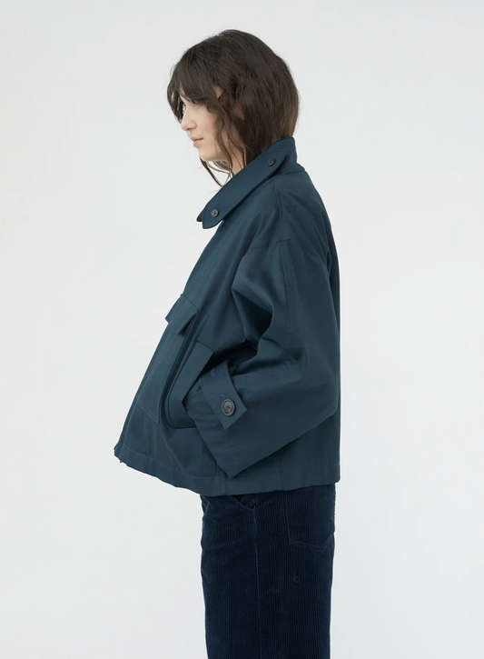 Water resistant jacket navy size 2